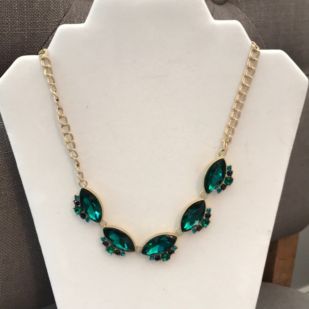 ‎Necklace